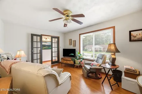 303 Scott Street Athens TN 37303