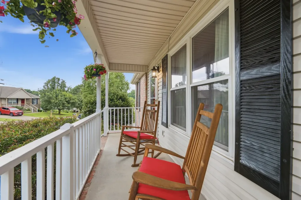 1029 Saddlestone Drive Hermitage TN 37076