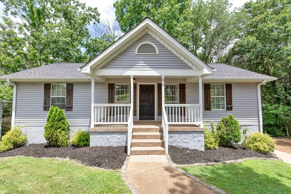 516 Ashlawn Circle Nashville TN 37211