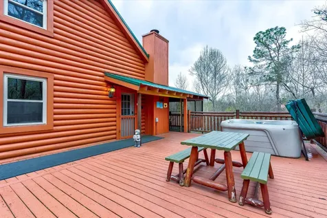 1380 Cupid Way Sevierville TN 37876