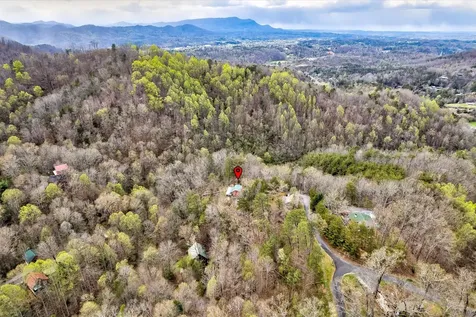 1380 Cupid Way Sevierville TN 37876