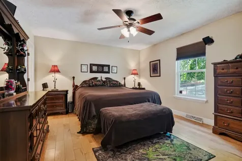 45 Point Place Monterey TN 38574