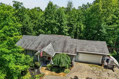 45 Point Place Monterey TN 38574