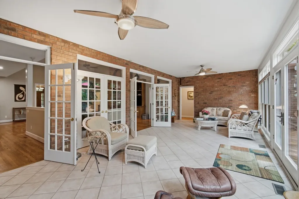 105 Fox Hunt Point Nashville TN 37221