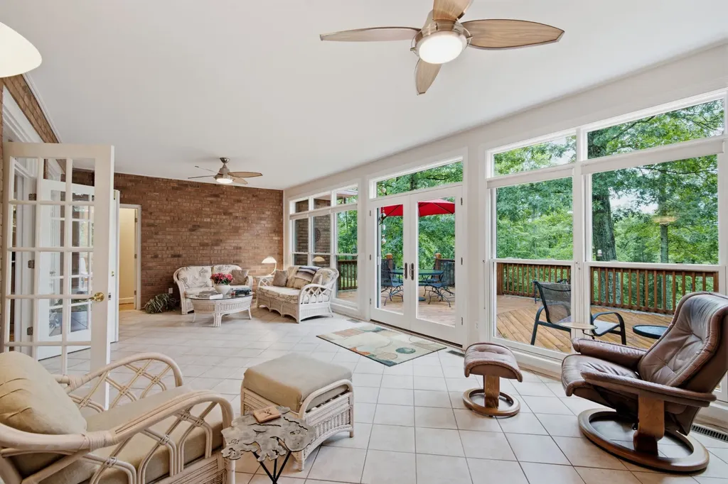 105 Fox Hunt Point Nashville TN 37221