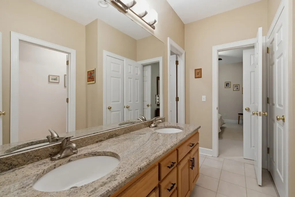 105 Fox Hunt Point Nashville TN 37221