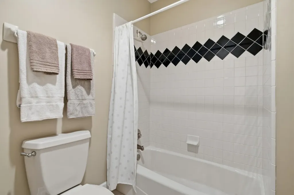 105 Fox Hunt Point Nashville TN 37221