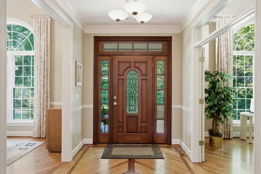 105 Fox Hunt Point Nashville TN 37221
