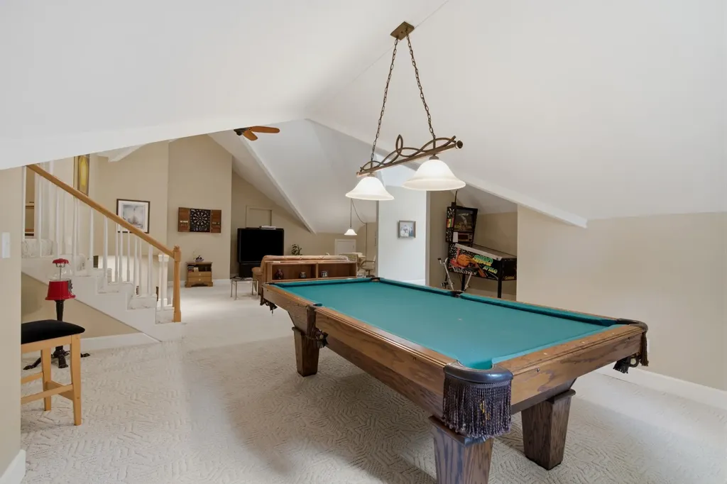 105 Fox Hunt Point Nashville TN 37221