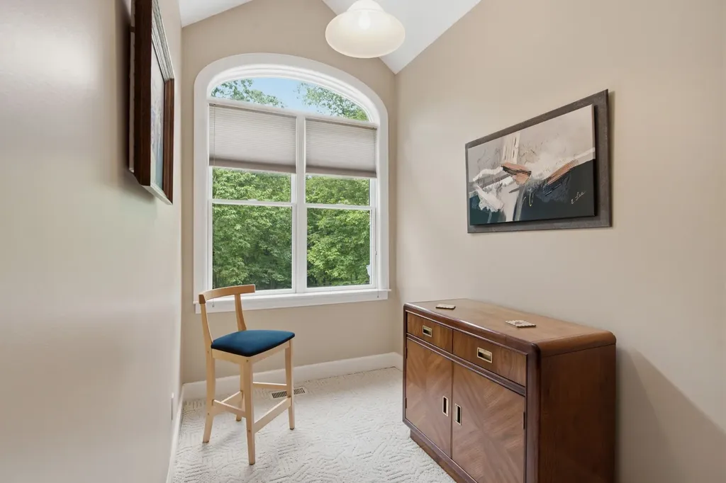 105 Fox Hunt Point Nashville TN 37221