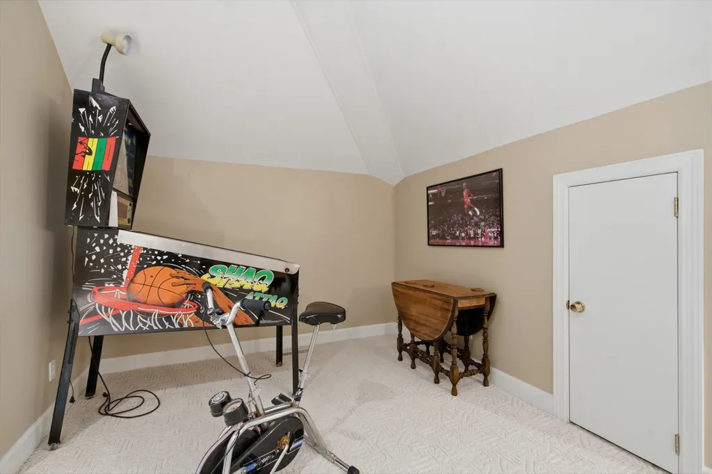 105 Fox Hunt Point Nashville TN 37221