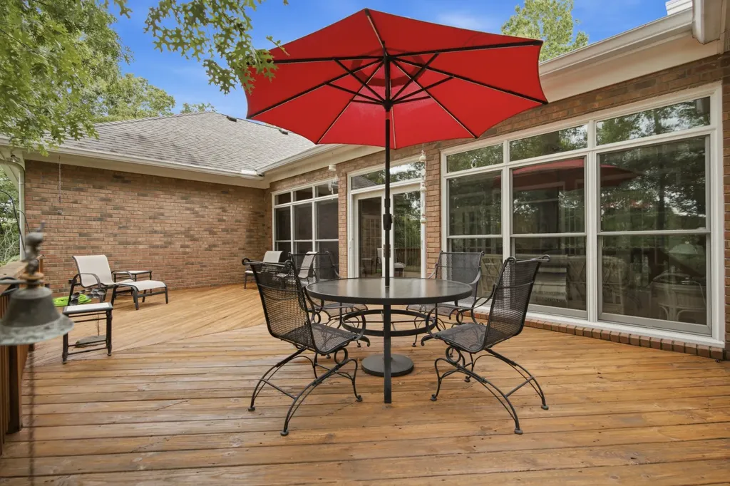 105 Fox Hunt Point Nashville TN 37221