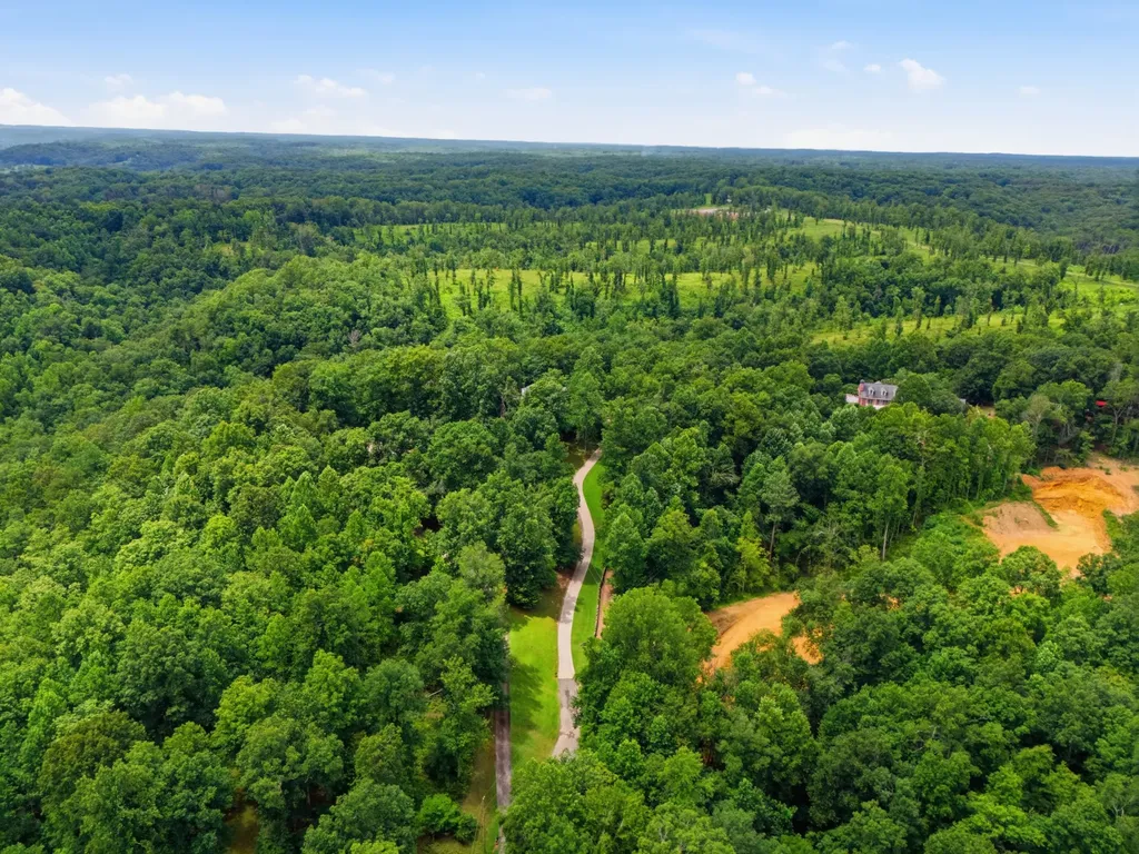 105 Fox Hunt Point Nashville TN 37221