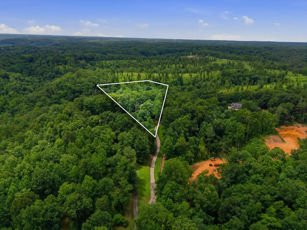105 Fox Hunt Point Nashville TN 37221