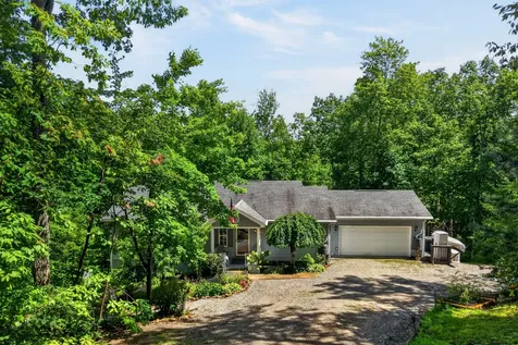 45 Point Place Monterey TN 38574