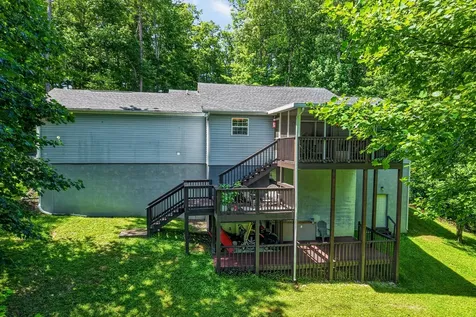 45 Point Place Monterey TN 38574