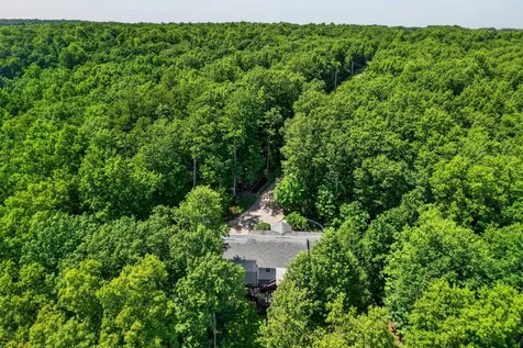 45 Point Place Monterey TN 38574