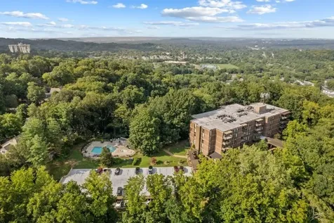 157 Harpeth Trace Summit Nashville TN 37221