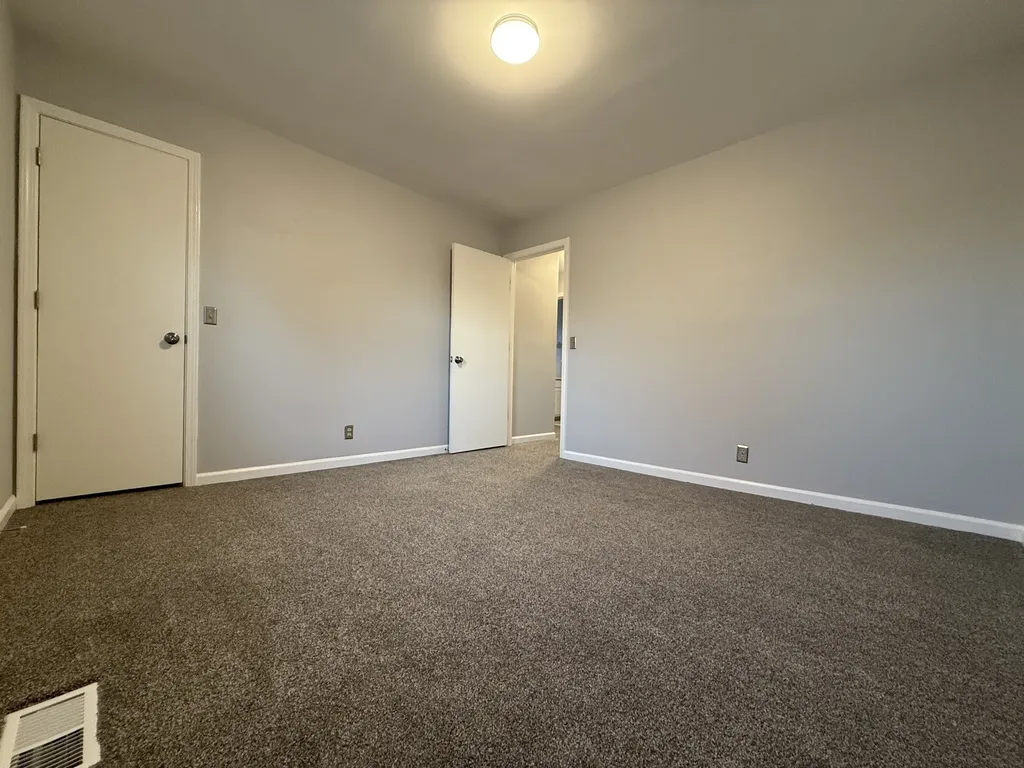 5801 Labrador Lane Antioch TN 37013