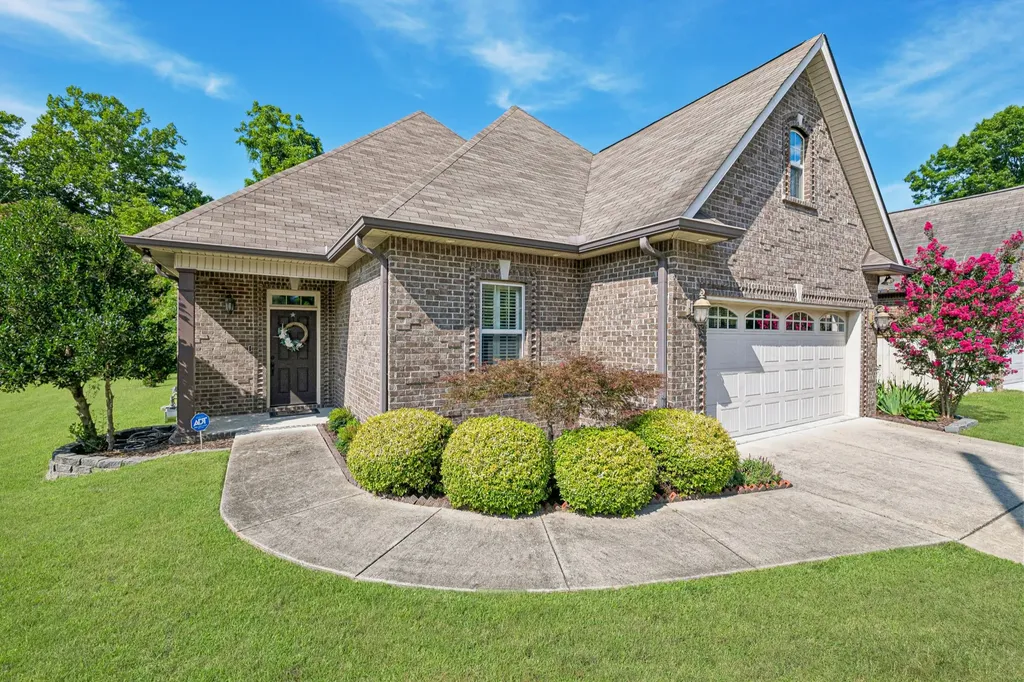 5150 Myra Drive Hermitage TN 37076