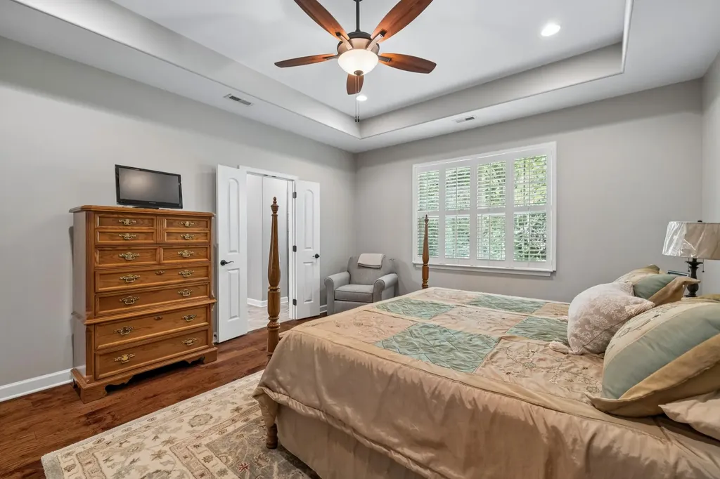 5150 Myra Drive Hermitage TN 37076