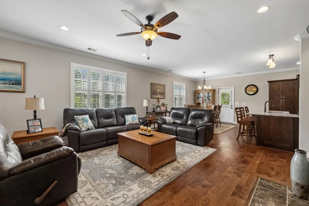 5150 Myra Drive Hermitage TN 37076