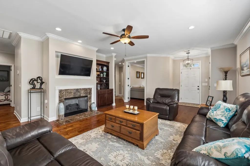 5150 Myra Drive Hermitage TN 37076