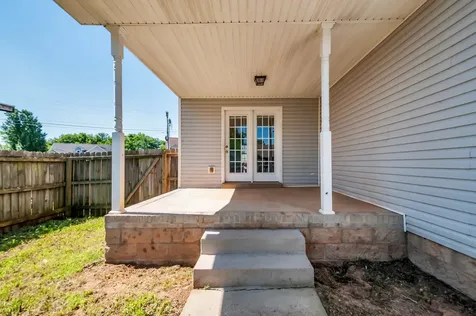 609 S Cavalcade Circle Oak Grove KY 42262