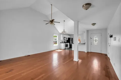 609 S Cavalcade Circle Oak Grove KY 42262