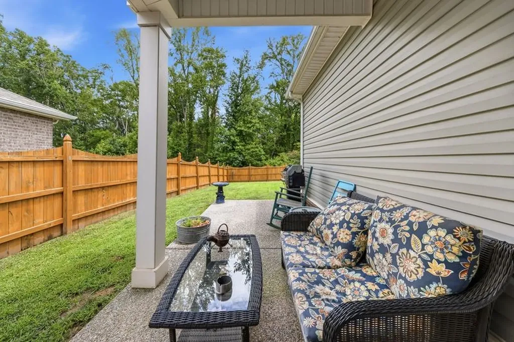 306 Telavera Drive White House TN 37188