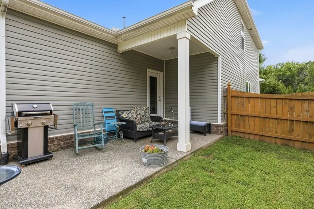 306 Telavera Drive White House TN 37188