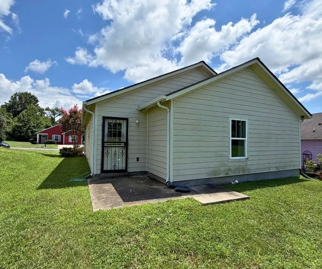 3288 Rainwood Drive Nashville TN 37207
