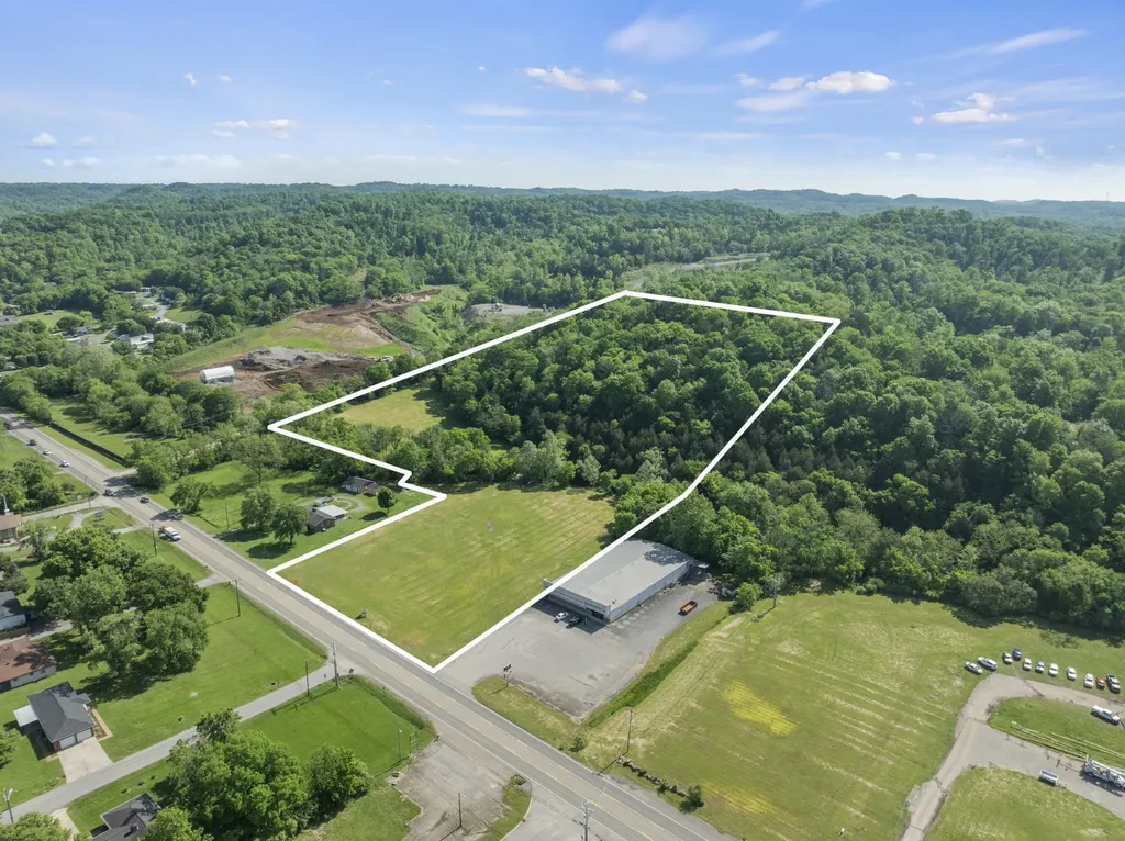 1135 Louisville Highway Goodlettsville TN 37072