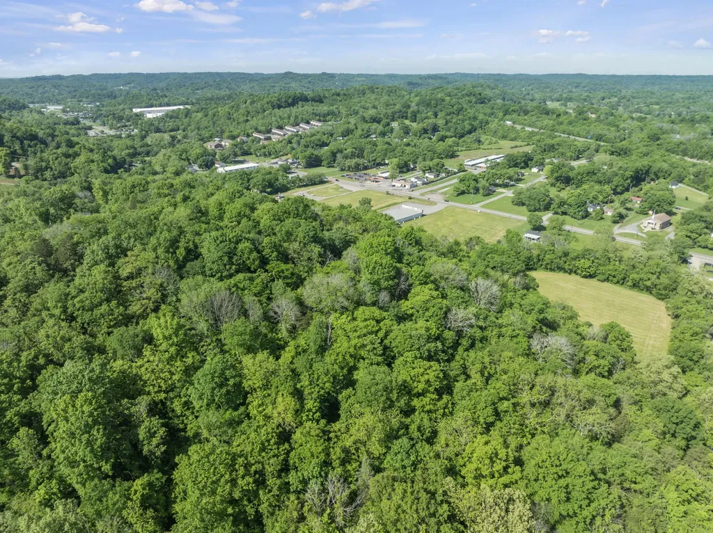 1135 Louisville Highway Goodlettsville TN 37072