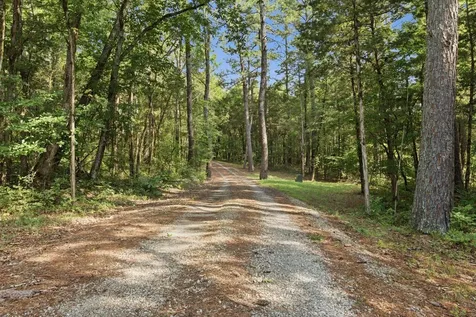 3607 Tom Littlejohn Road Columbia TN 38401