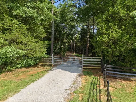 3607 Tom Littlejohn Road Columbia TN 38401