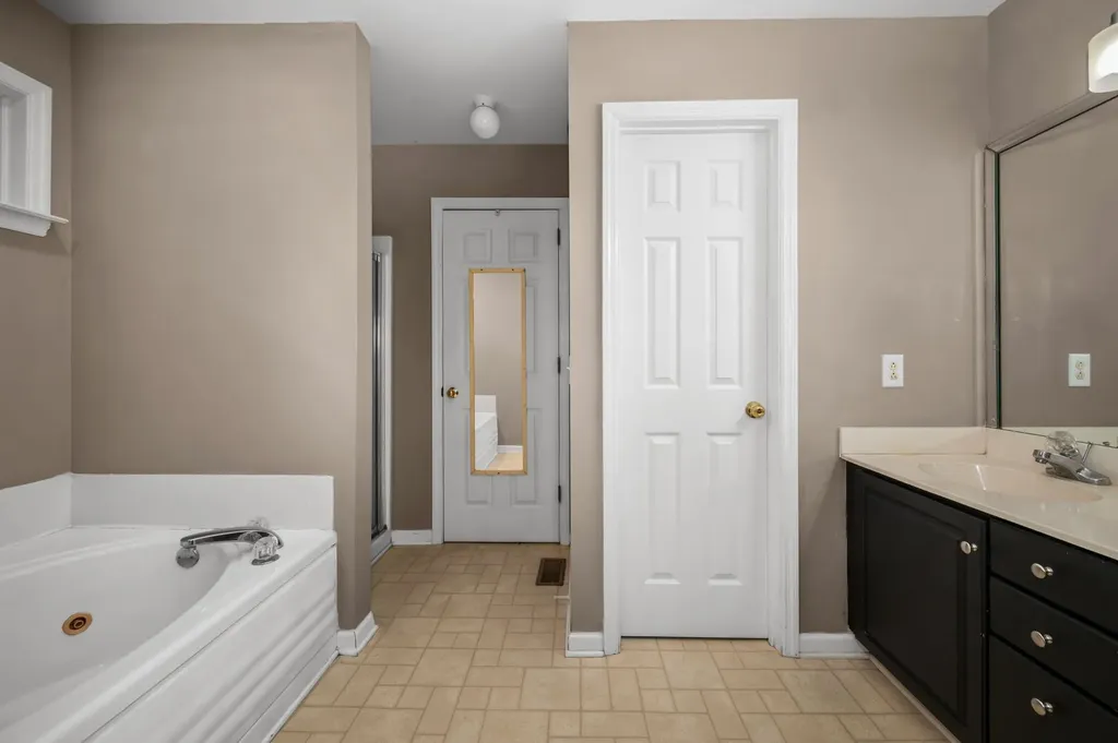 215 Black Bear Trail Murfreesboro TN 37127