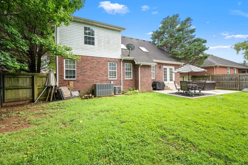215 Black Bear Trail Murfreesboro TN 37127