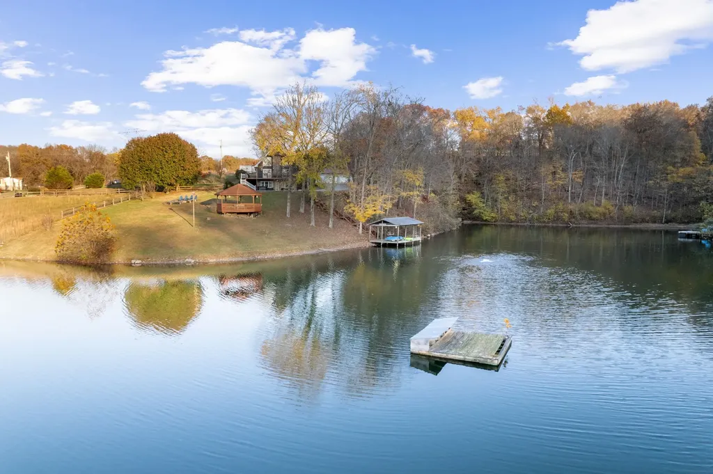 3721 S Hyde Road Springfield TN 37172