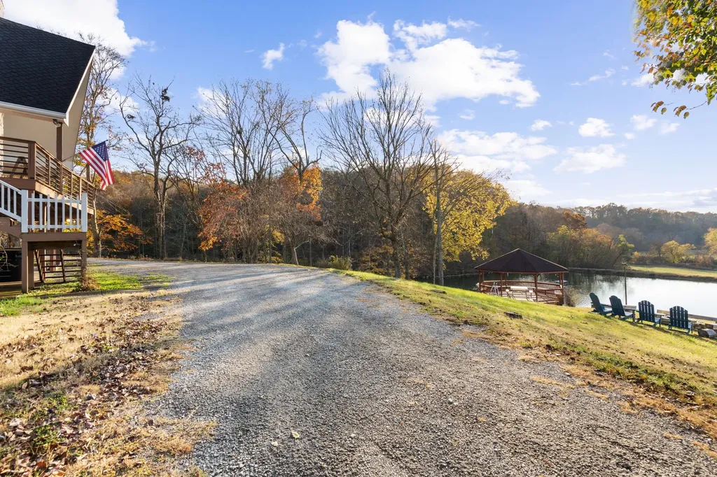 3721 S Hyde Road Springfield TN 37172