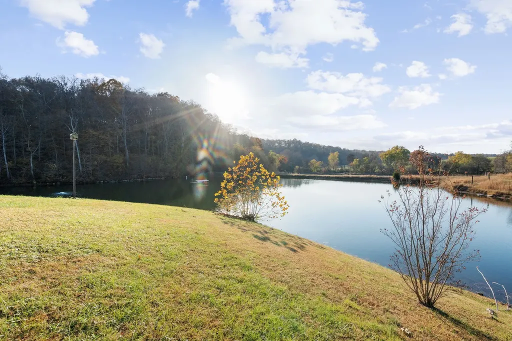 3721 S Hyde Road Springfield TN 37172