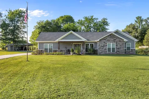8754 Old State Route 1 New Johnsonville TN 37134