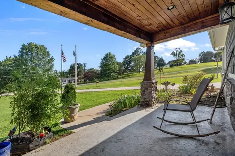 8754 Old State Route 1 New Johnsonville TN 37134