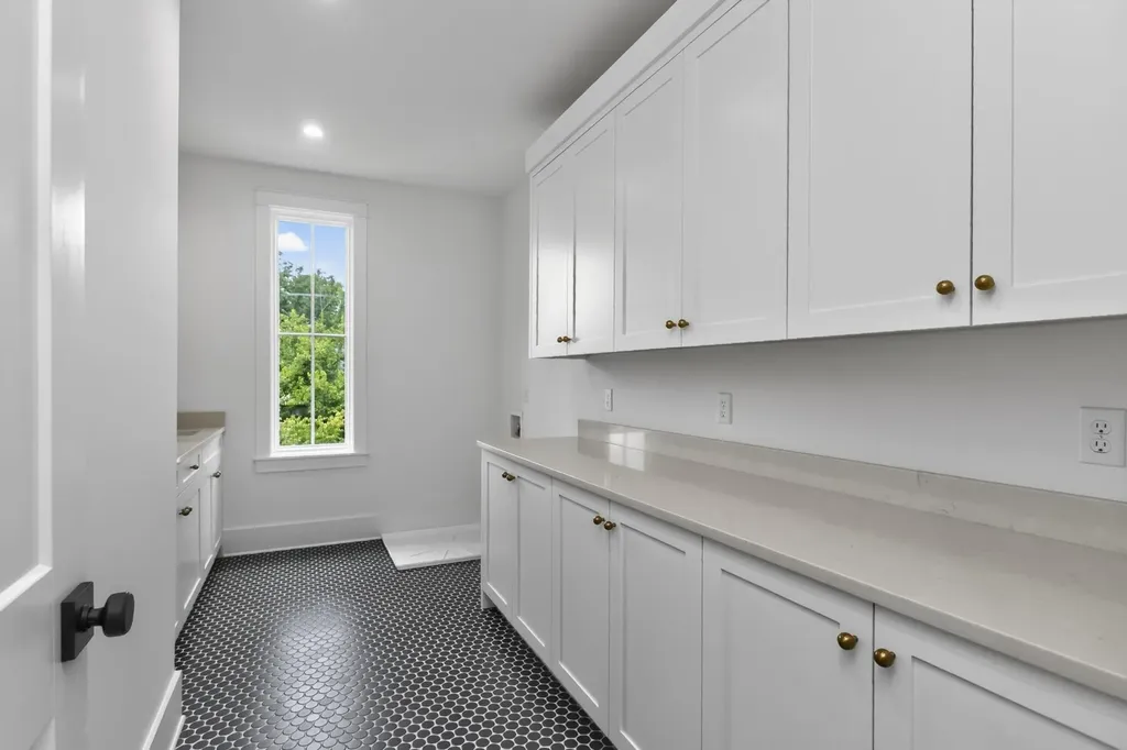3411 Richards Street Nashville TN 37215