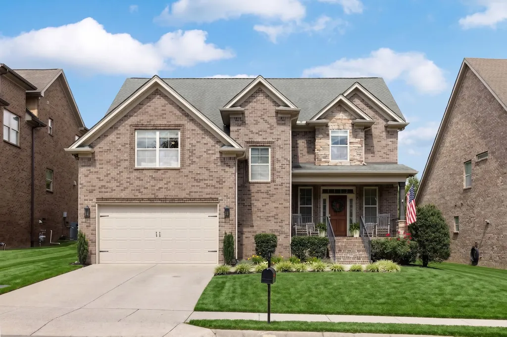 8033 Fenwick Lane Spring Hill TN 37174