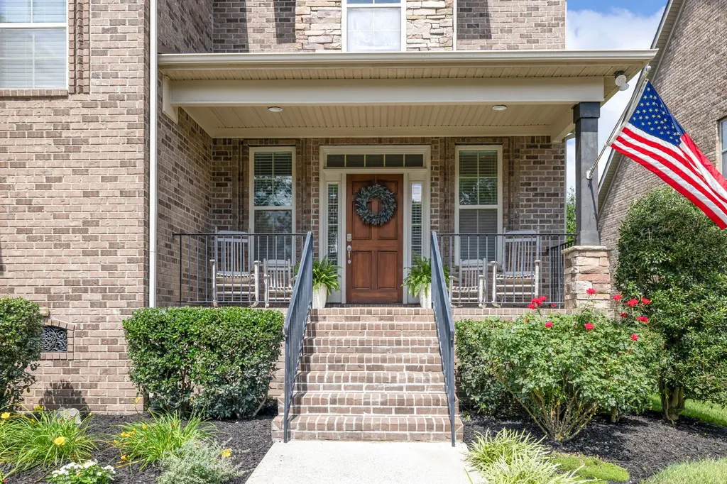 8033 Fenwick Lane Spring Hill TN 37174