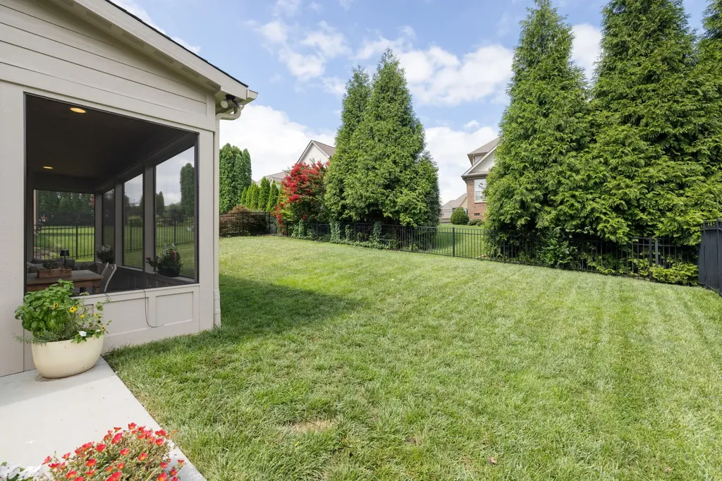 8033 Fenwick Lane Spring Hill TN 37174