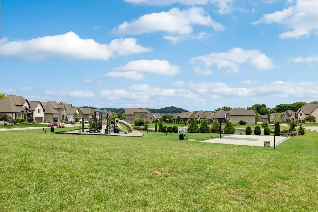 8033 Fenwick Lane Spring Hill TN 37174