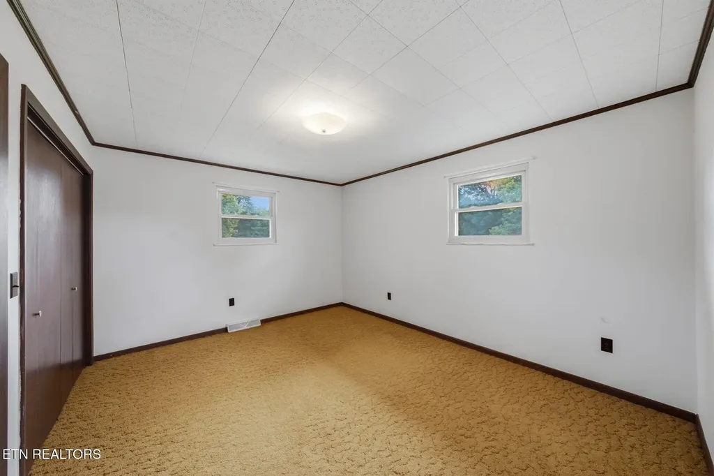 2866 Williams Ferry Road Lenoir City TN 37771