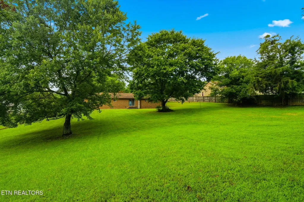2866 Williams Ferry Road Lenoir City TN 37771